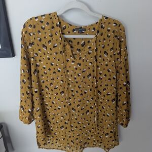 West Kei Mustard Blouse with Black and White Spots From Stitch Fix Size Medium